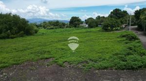 VENTA DE TERRENO  SUBURBANO CON CASA EN SAN JUAN OPICO EN SAN