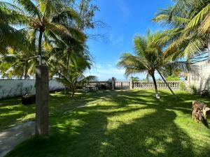 CASA DE PLAYA EN COSTA AZUL - ACAJUTLA