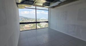 TORRE HUMANA LOCAL EN ALQUILER  NIVEL 19/45 M2
