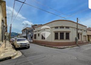 ALQUILER DE VIVIENDA EN CENTRO HISTORICO DE SANTA ANA de Santa Ana