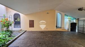 CASA EN VENTA CUMBRES DE LA ESCALON