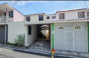 LINDA CASA EN ALQUILER - ANTIGUO CUSCATLÁN